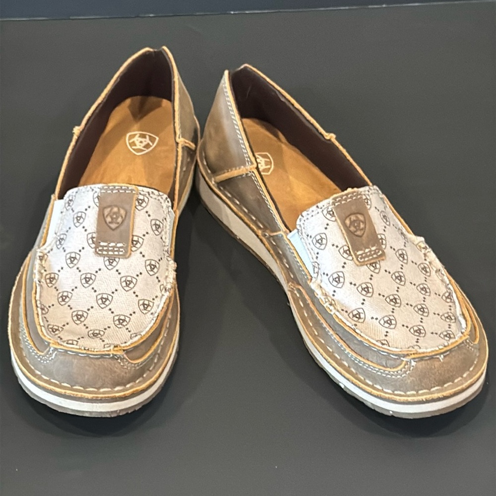 Women’s Ariat Cruiser Size 7